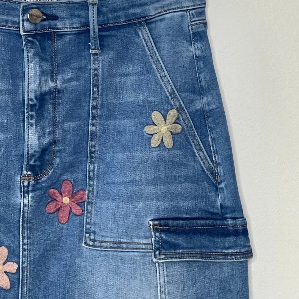 Driftwood Piper Floral Embroidered Denim Cargo Midi Skirt Blue Womens Size 29 - Picture 4 of 9